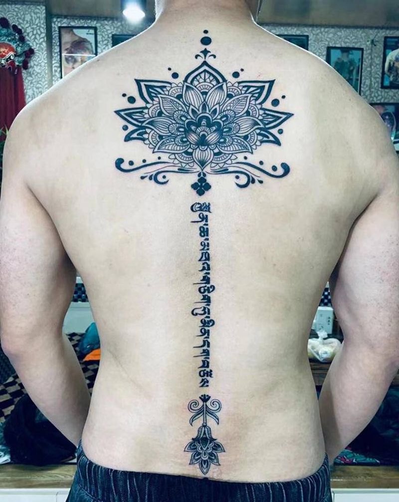 梵花纹身图片_背部纹身图案