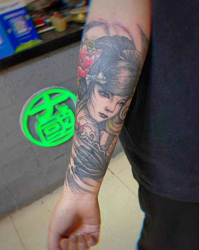 覆盖纹身图片_手部新传统纹身图案