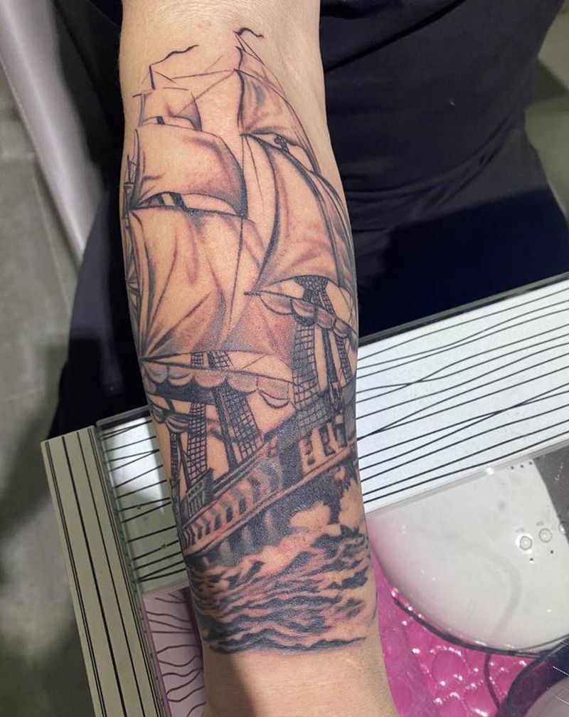 帆船纹身图片_手臂纹身图案