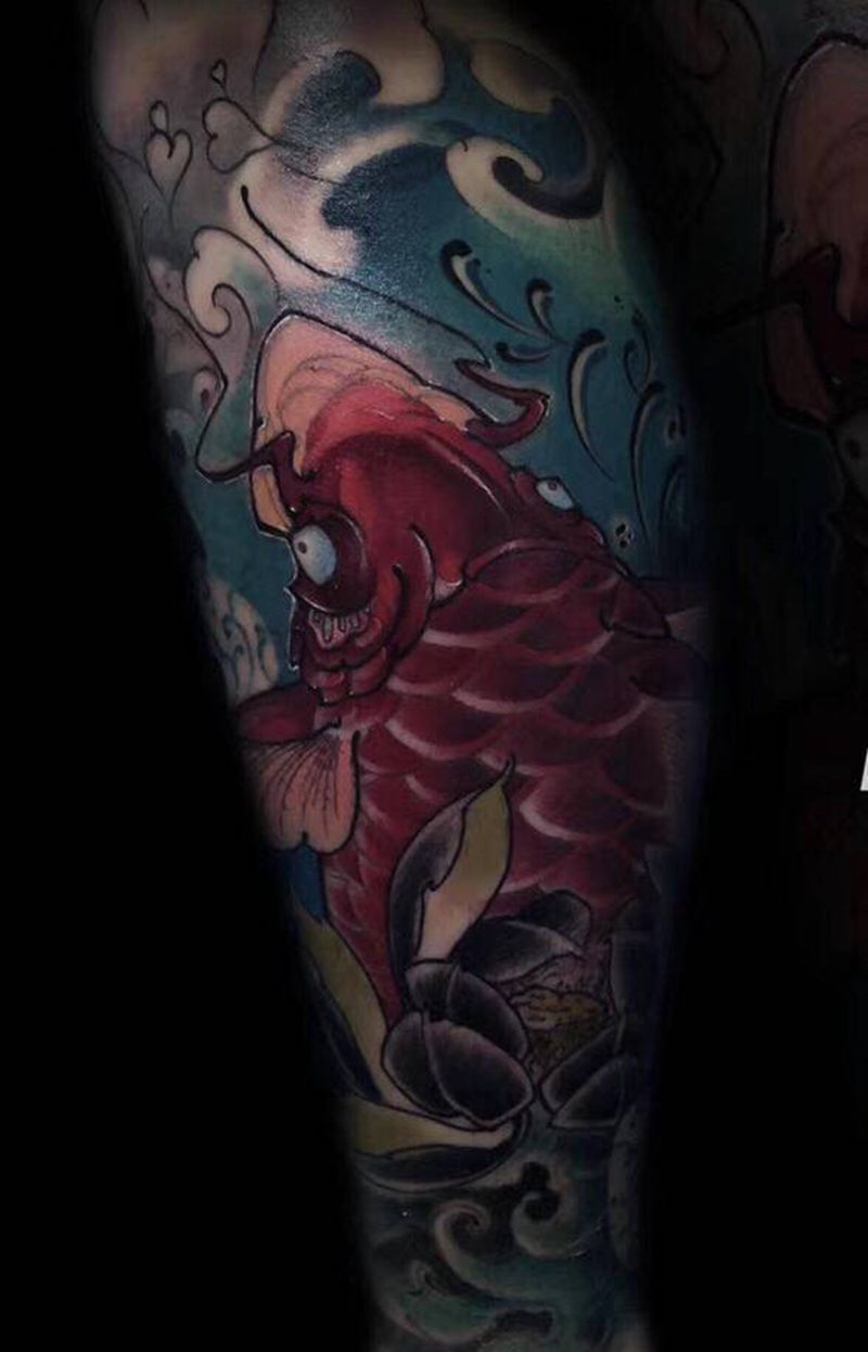 new 鲤鱼纹身图片_腿部New School纹身图案