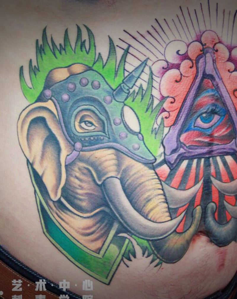 店内作品纹身图片_腹部New School纹身图案