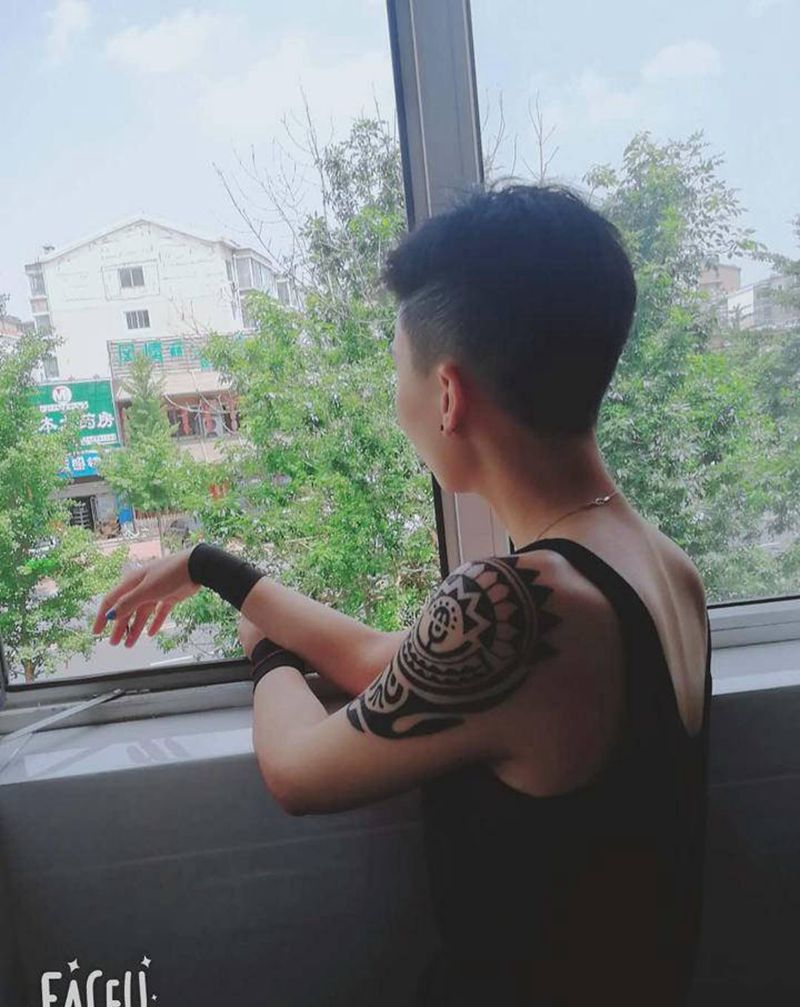 图腾纹身图片_手臂图腾纹身图案