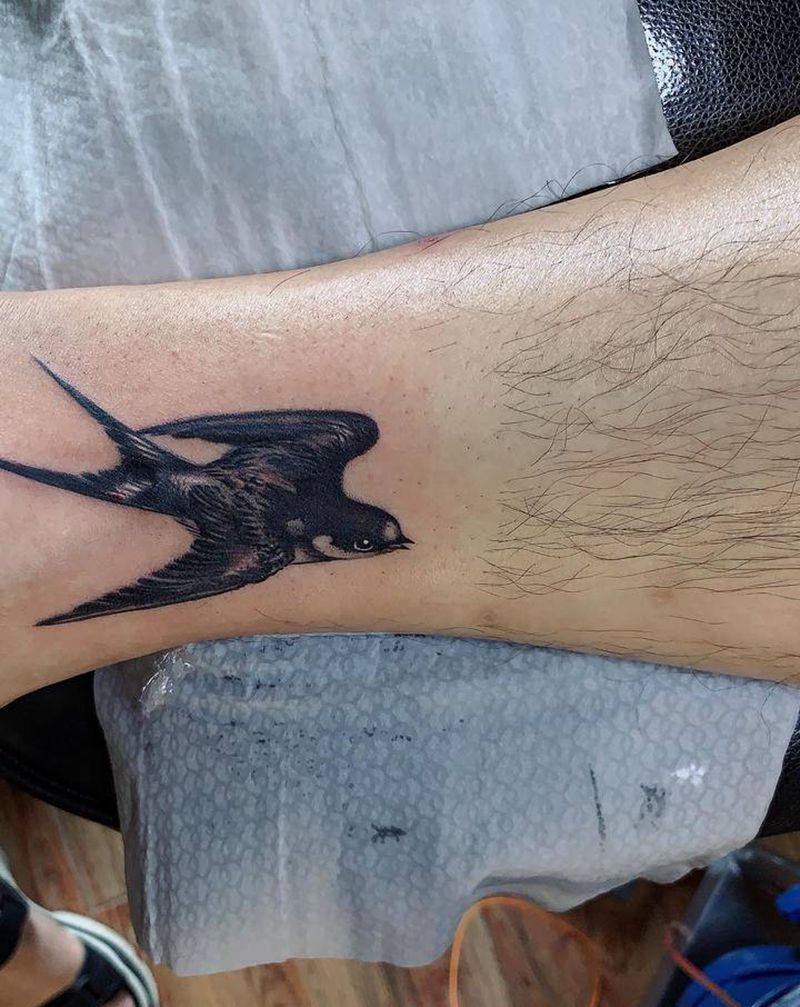 燕子纹身纹身图片_脚部纹身图案