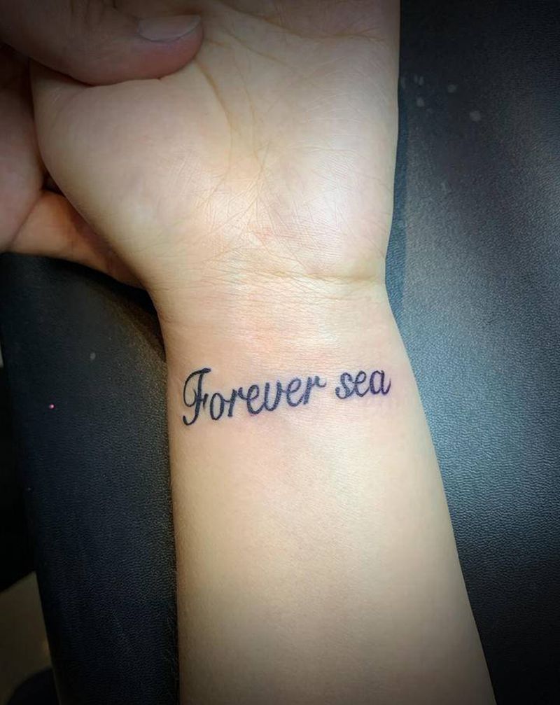 字母纹身图片_手部图腾纹身图案