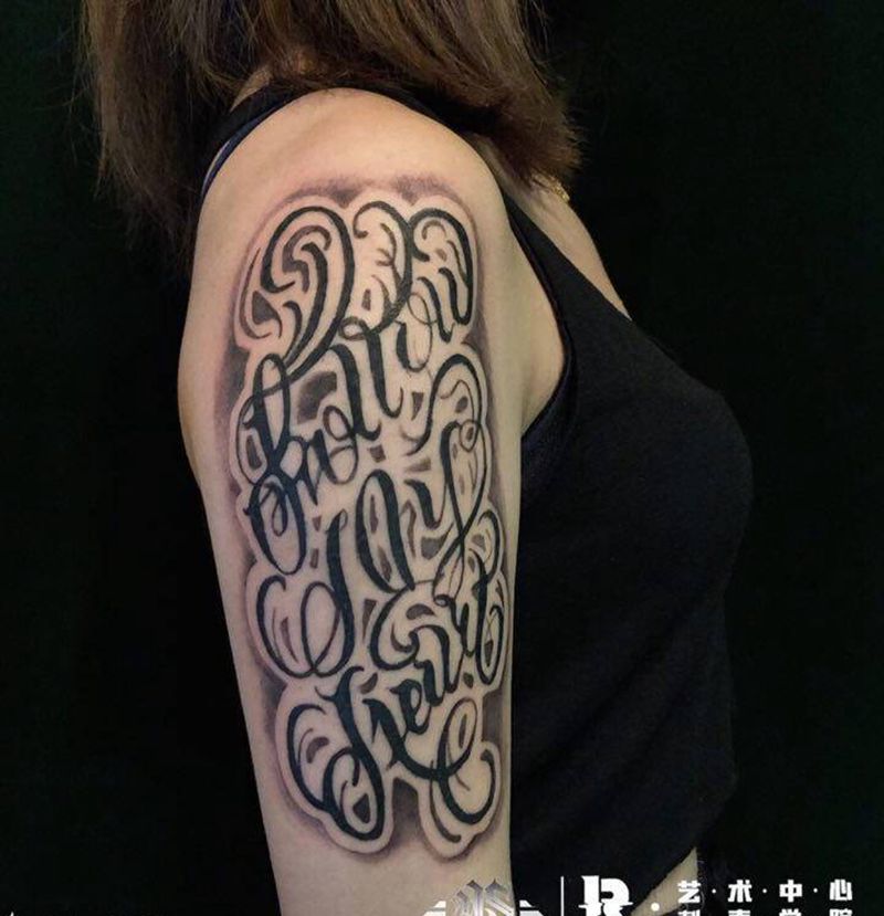 店内作品纹身图片_肩部纹身图案