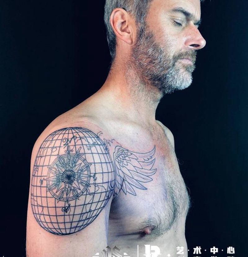 店内作品纹身图片_臀部纹身图案