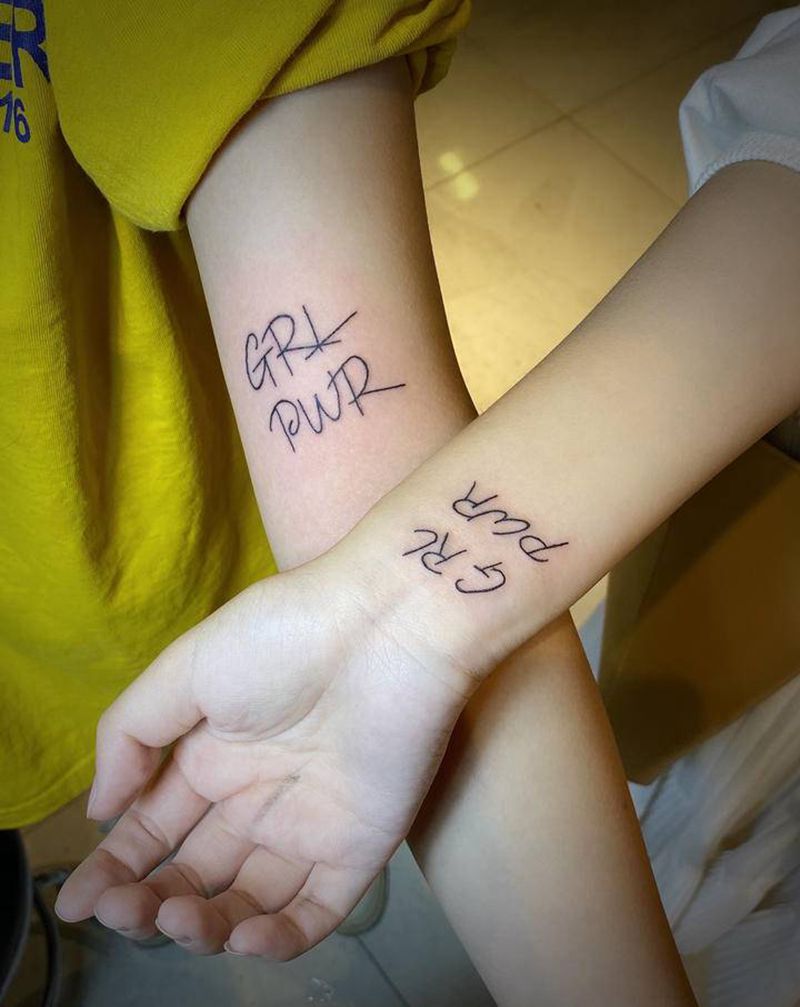 字母纹身图片_手臂图腾纹身图案