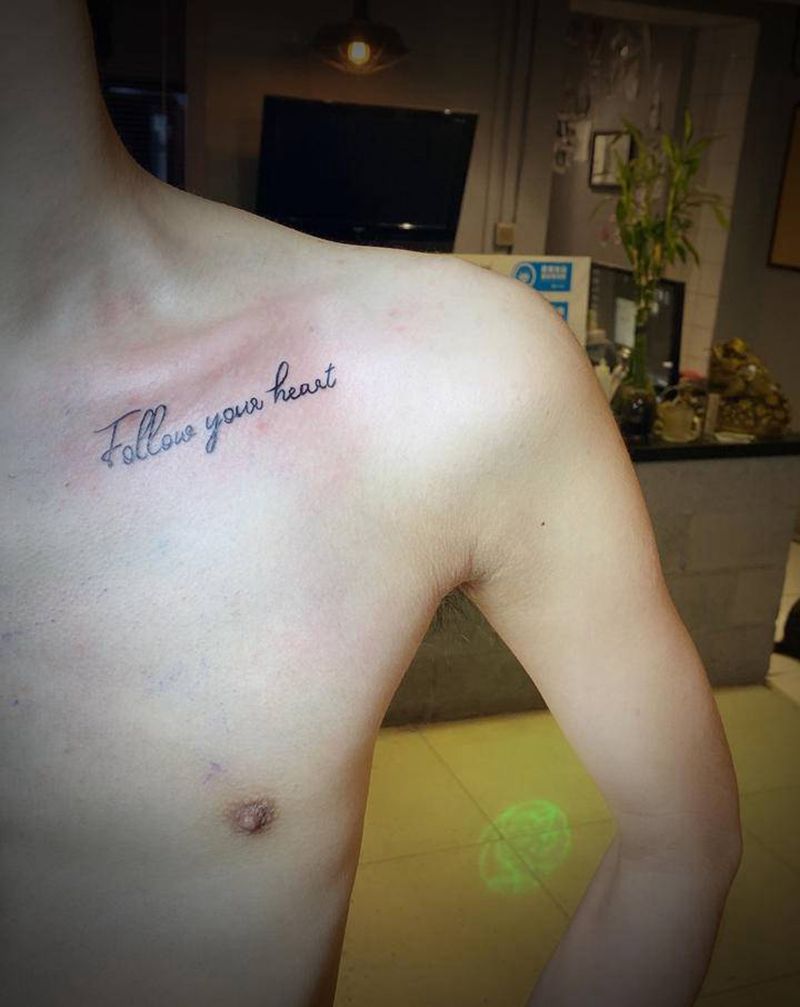 字纹身图片_肩部图腾纹身图案