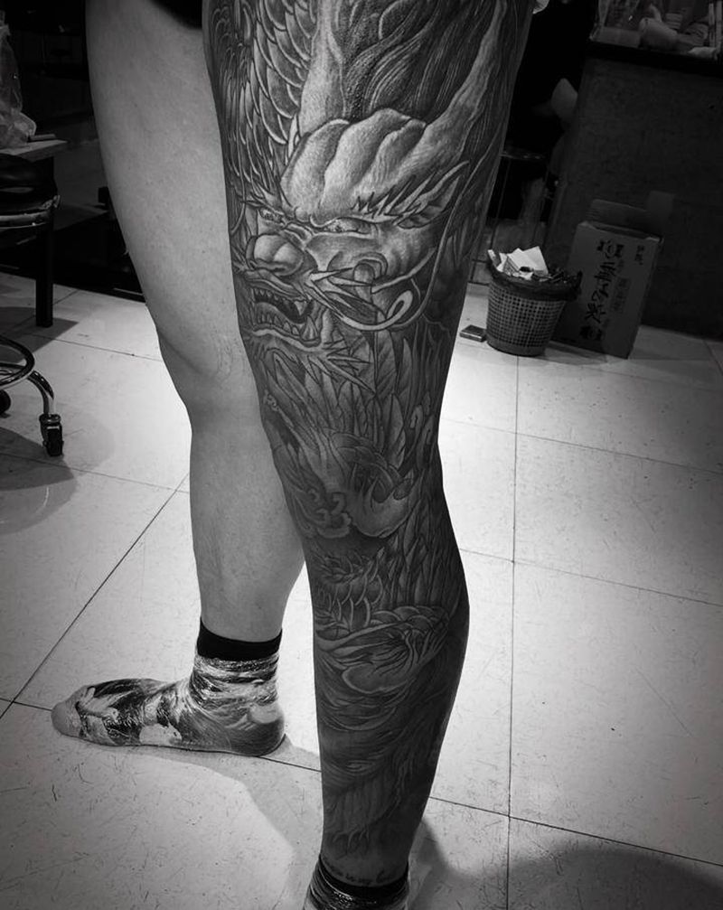 花腿纹身图片_腿部老传统纹身图案