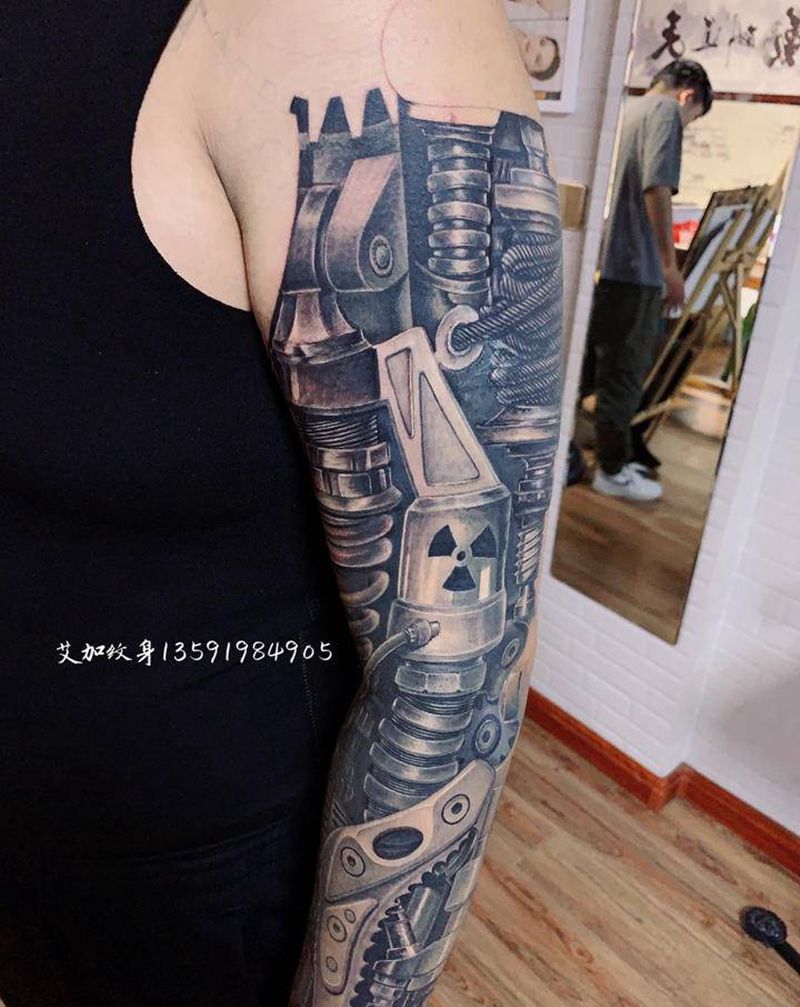 机械臂纹身图片_手臂欧美写实纹身图案