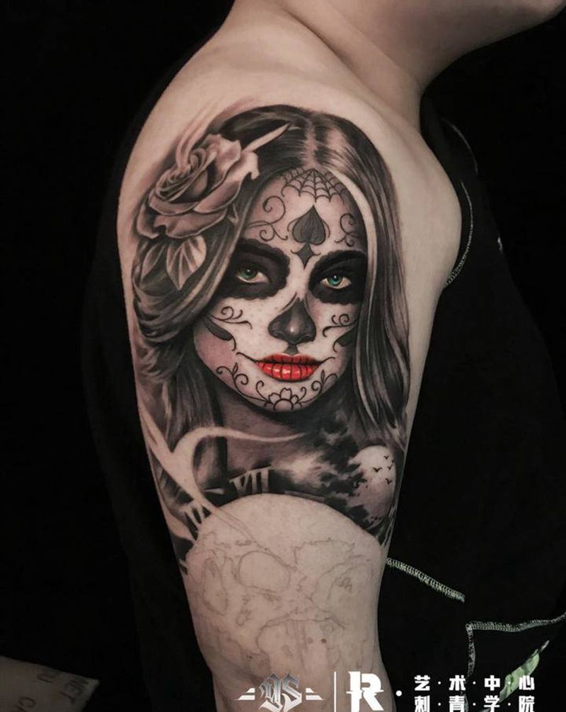 美女纹身图片_手臂纹身图案