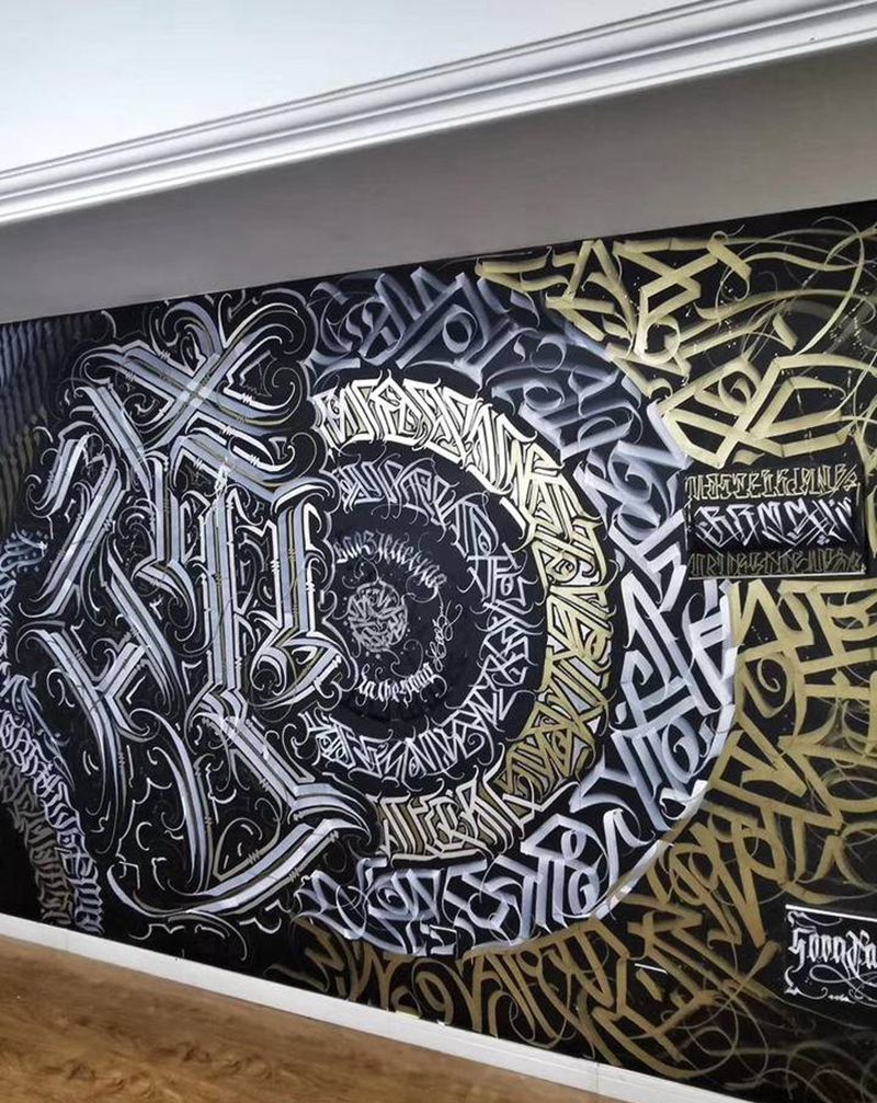 墙纹身图片_花体字纹身图案