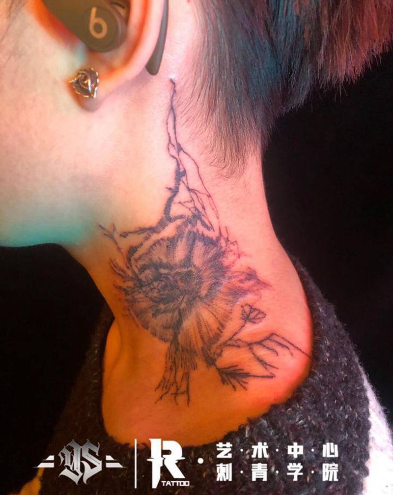 店内作品纹身图片_颈部纹身图案