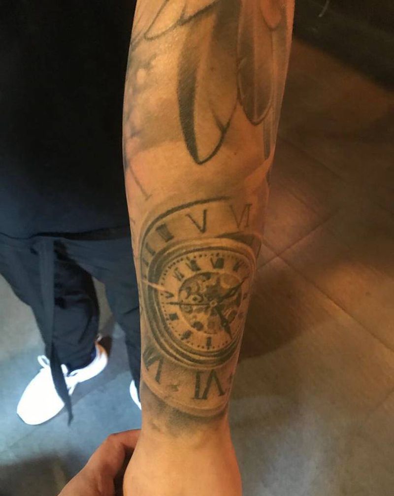 写实花臂纹身图片_手臂纹身图案