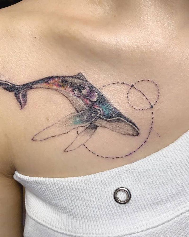 星空鲸鱼纹身图片_胸部纹身图案