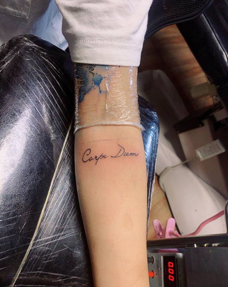 字母纹身图片_手臂纹身图案