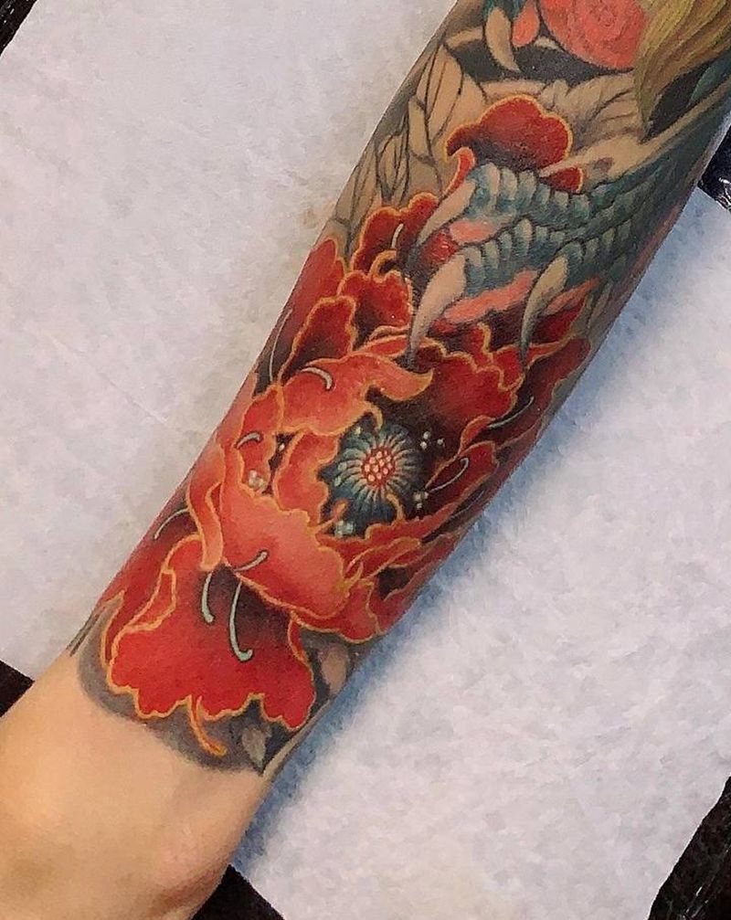 牡丹仕女图花臂纹身图片_手臂纹身图案