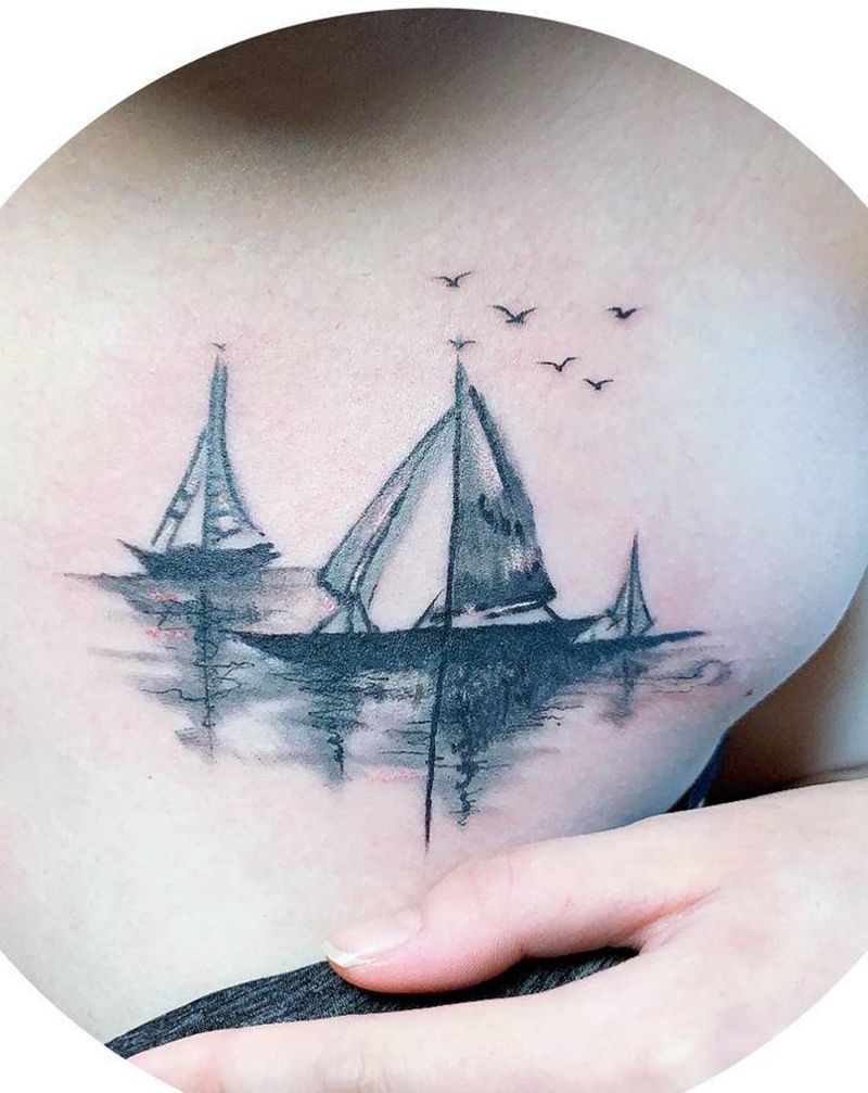 遮盖字母纹身图片_胸部纹身图案