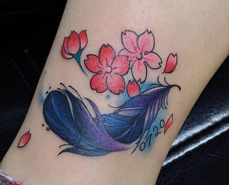 羽毛樱花纹身图片_脚部纹身图案