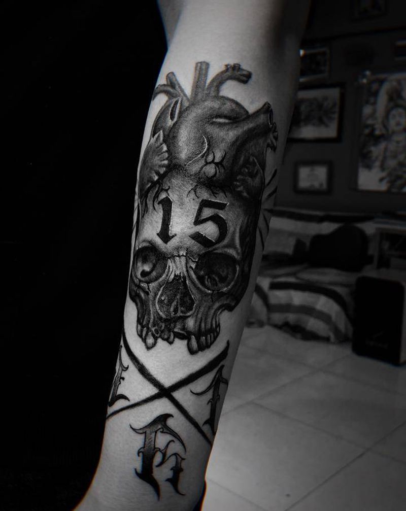 骷髅纹身图片_手臂点刺纹身图案