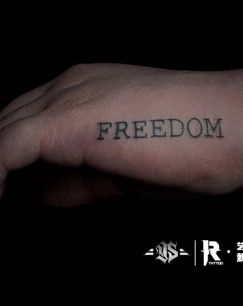 店内小作纹身图片_手部纹身图案