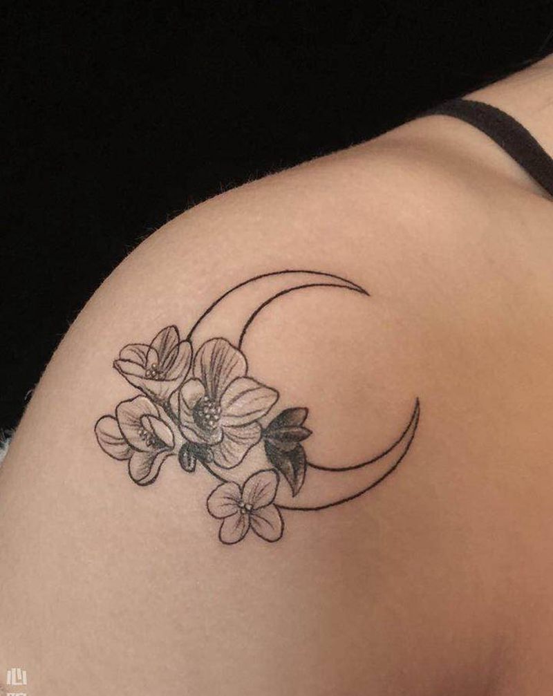 月亮花纹身图片_肩部纹身图案