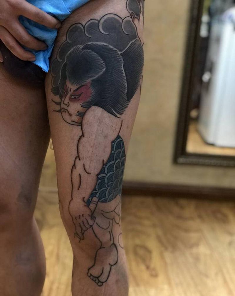 未完成纹身图片_腿部老传统纹身图案