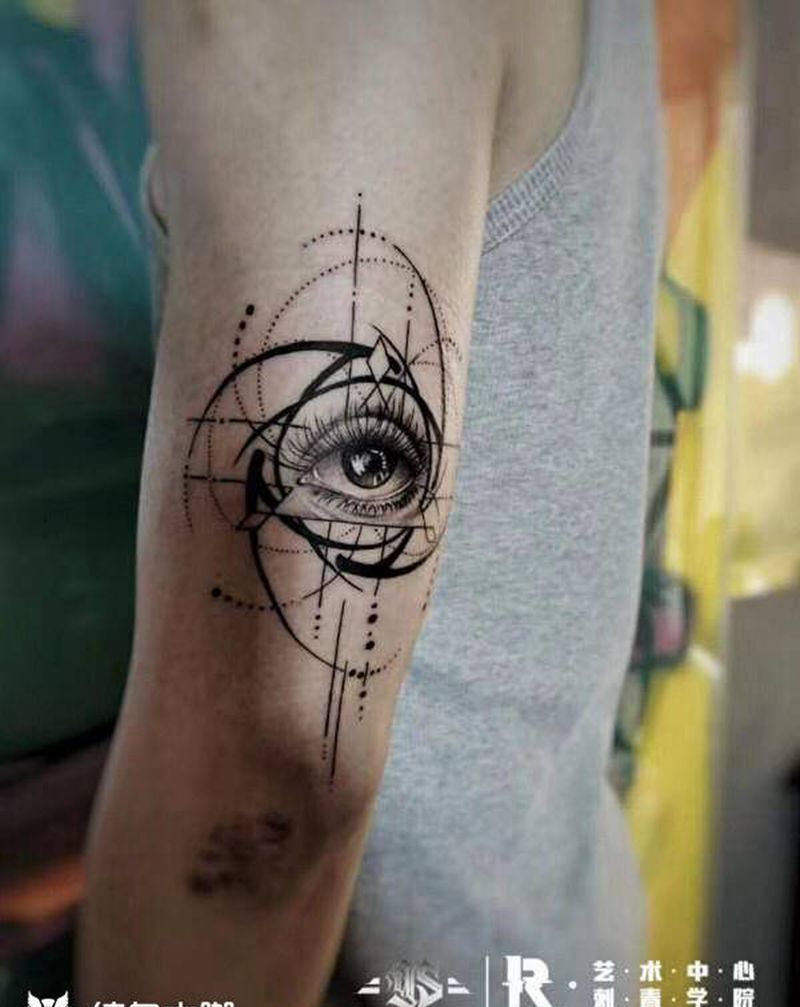 眼睛纹身图片_手臂纹身图案