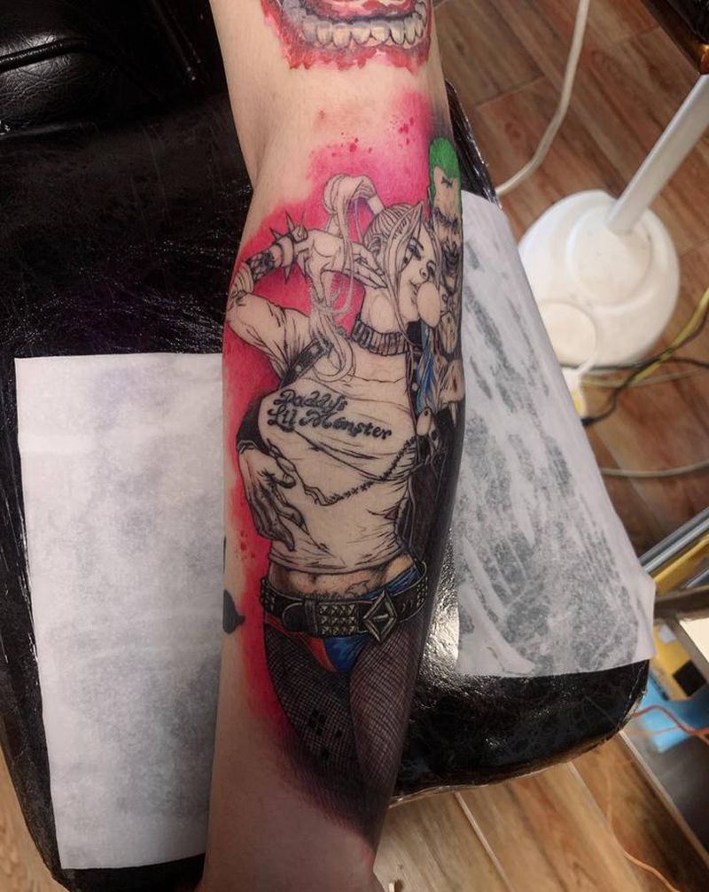 小丑纹身图片_手臂纹身图案