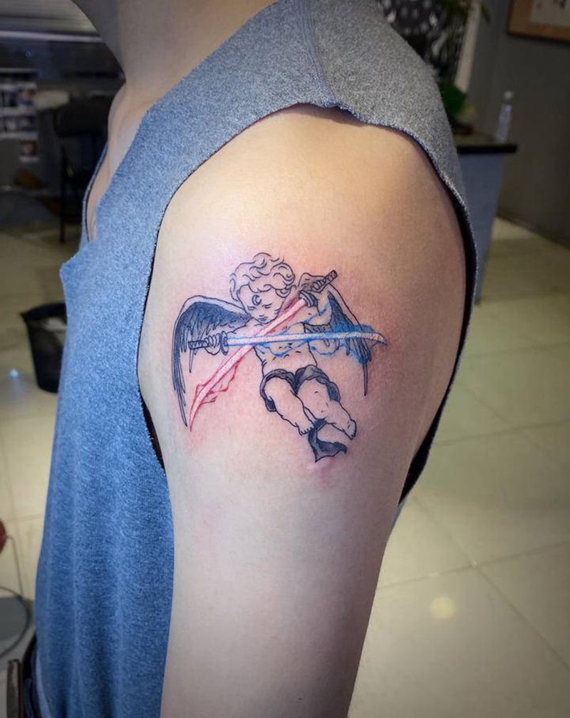 情人纹身图片_肩部水彩纹身图案