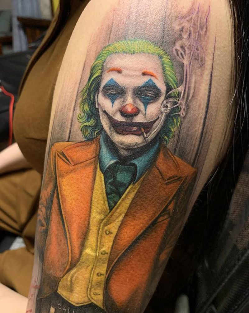 小丑完成纹身图片_手臂欧美写实纹身图案