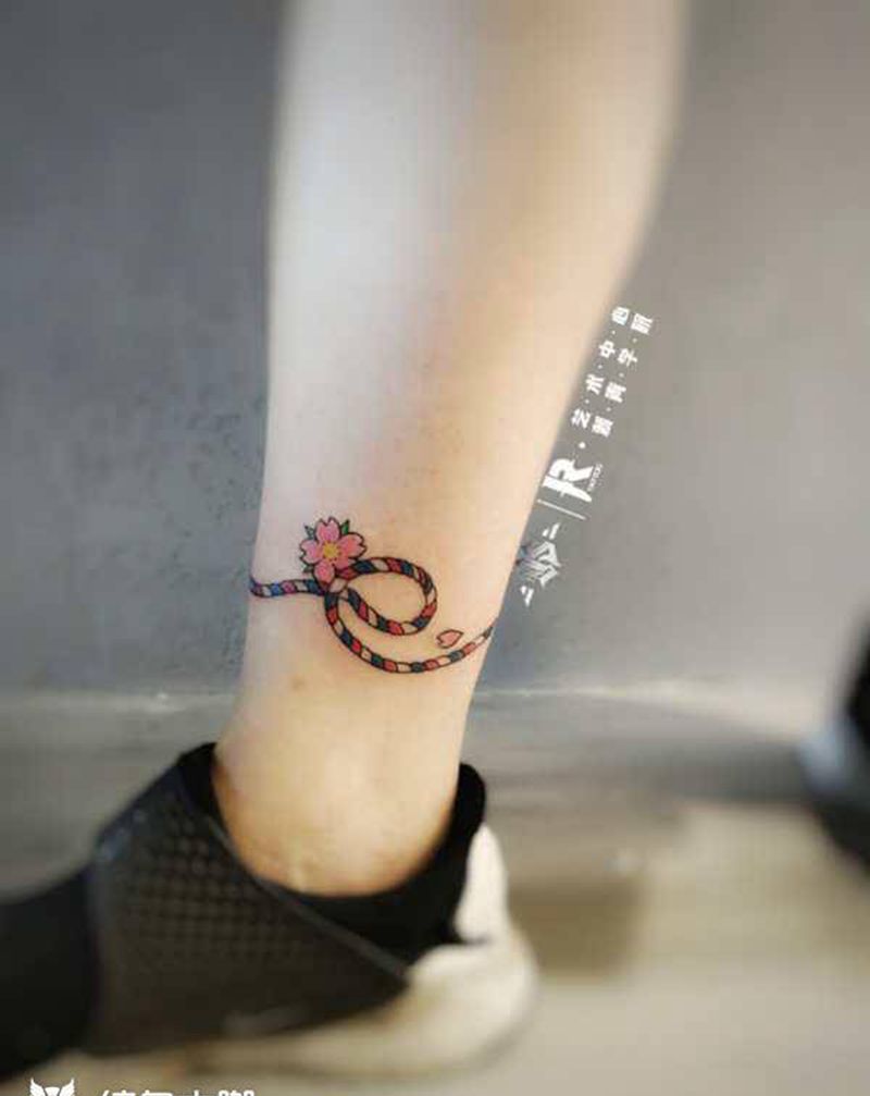 小清新纹身图片_腿部纹身图案