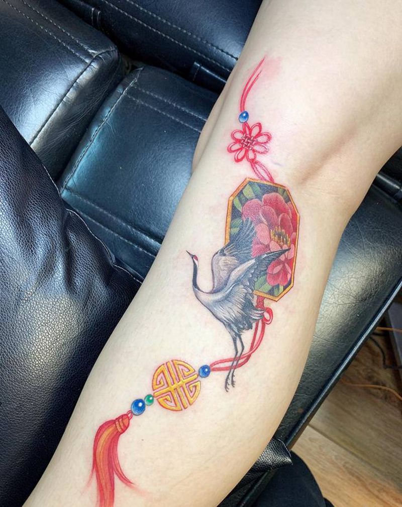 中国结遮盖胎记纹身图片_手臂腿部新传统水彩纹身图案