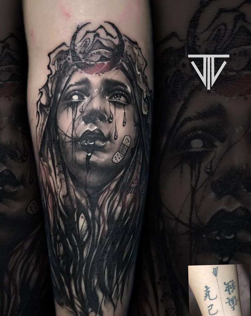 暗黑圣母玛利亚 遮盖纹身图片_手臂欧美写实花体字纹身图案