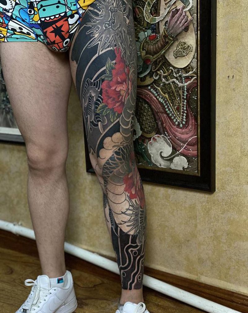 老传统花腿龙纹身图片_腿部老传统纹身图案