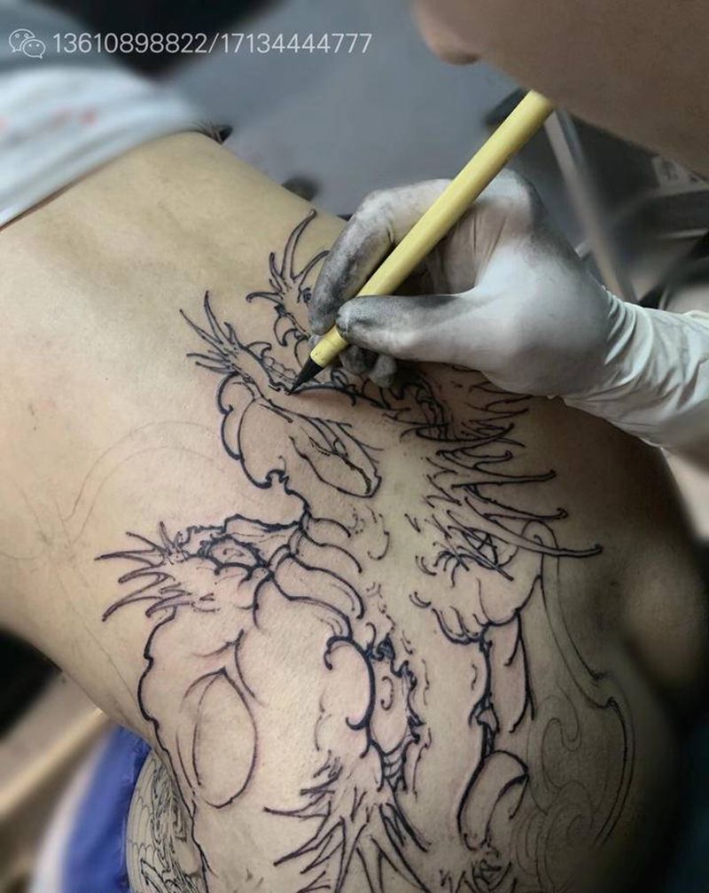 手绘龙腿纹身图片_腿部新传统纹身图案