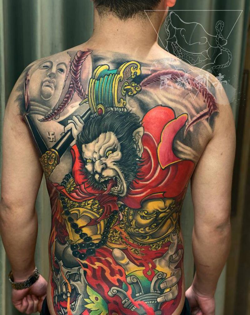 满背齐天大圣纹身图片_背部新传统纹身图案