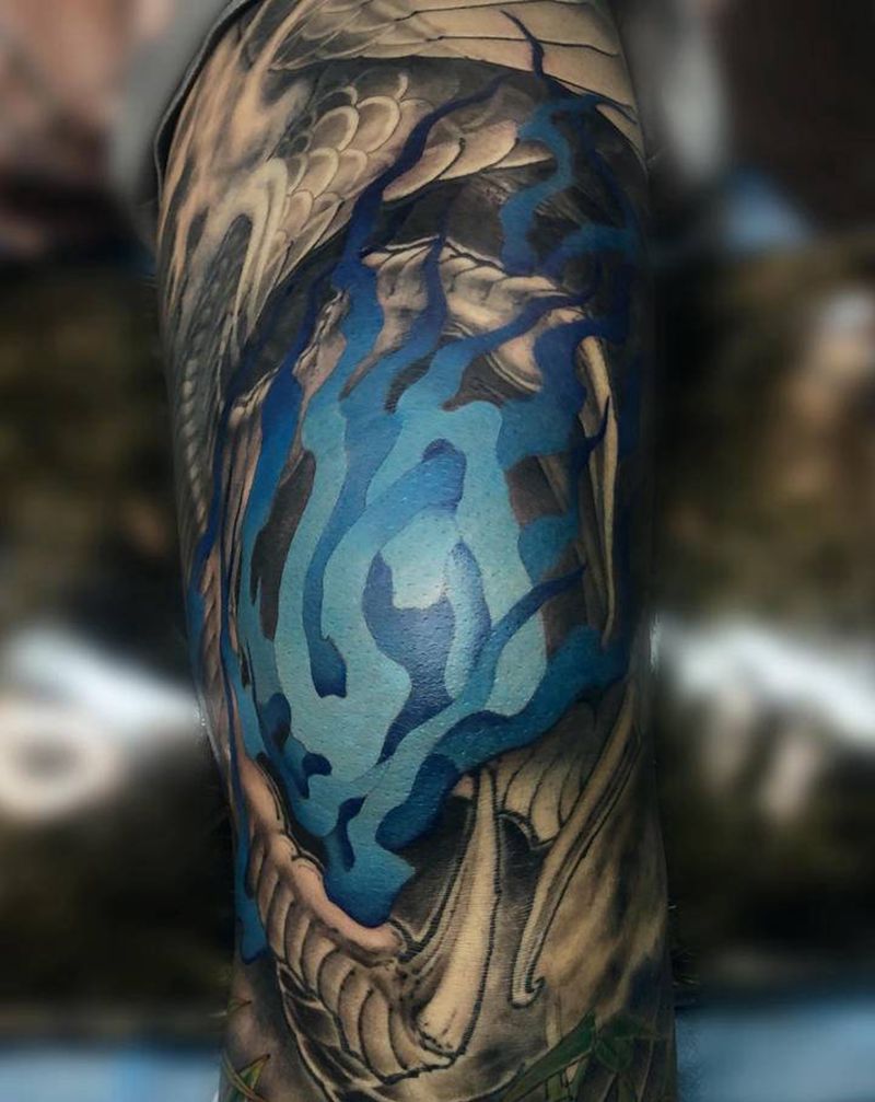 火纹身图片_腿部新传统纹身图案