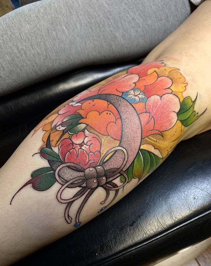 花遮盖胎记纹身图片_腿部新传统纹身图案