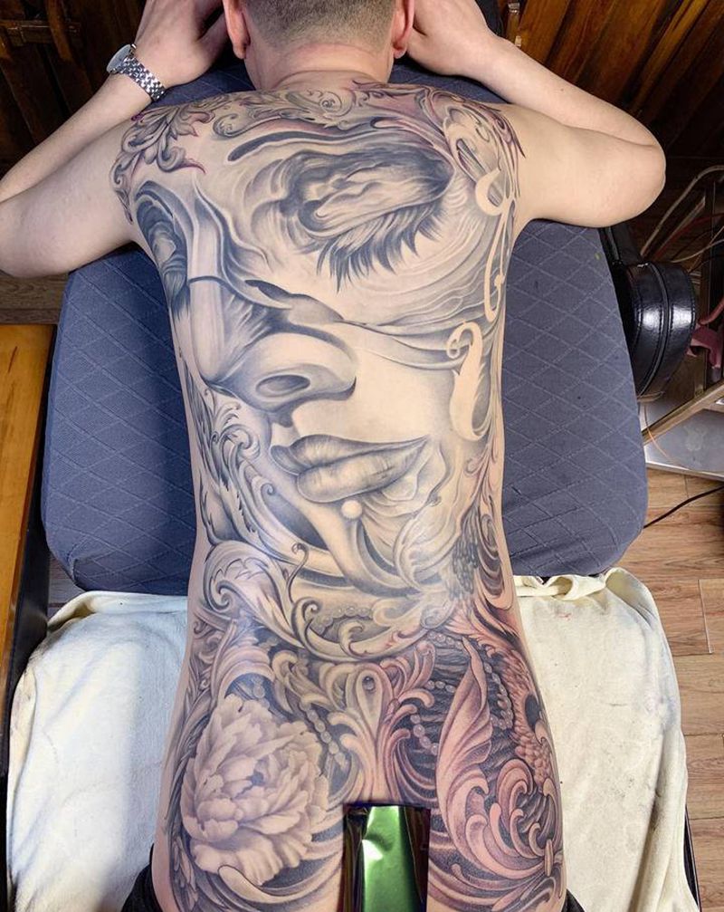 欧美纹身图片_背部欧美写实纹身图案