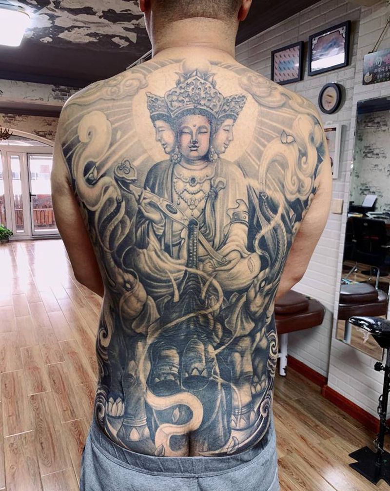 普贤菩萨纹身图片_背部纹身图案