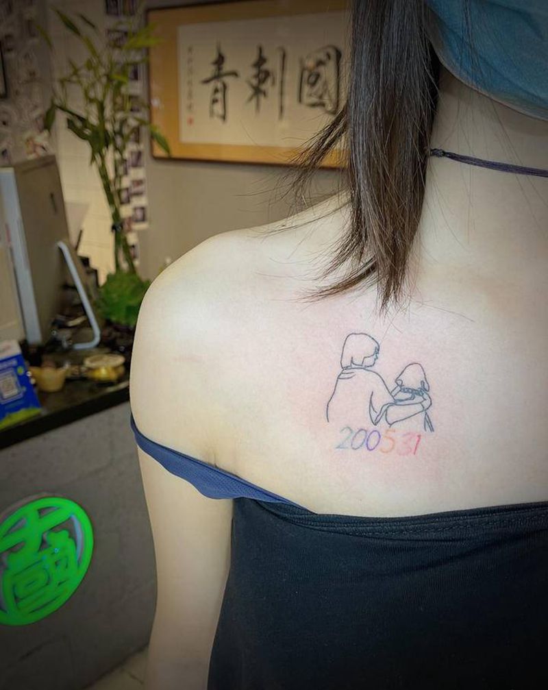 轮廓纹身图片_肩部几何纹身图案