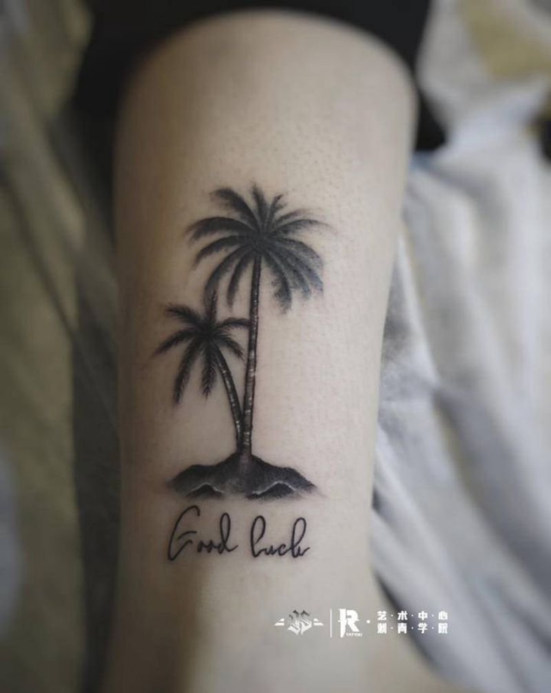 椰子树遮盖纹身图片_腿部新传统纹身图案