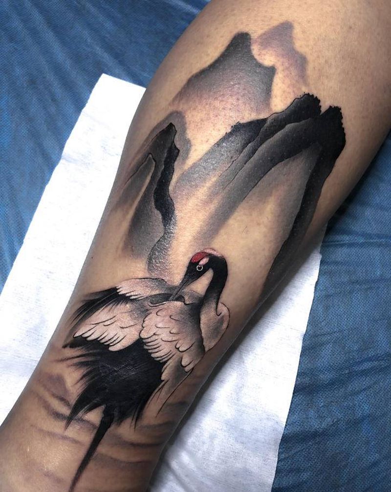 山水有墨纹身图片_腿部水墨纹身图案