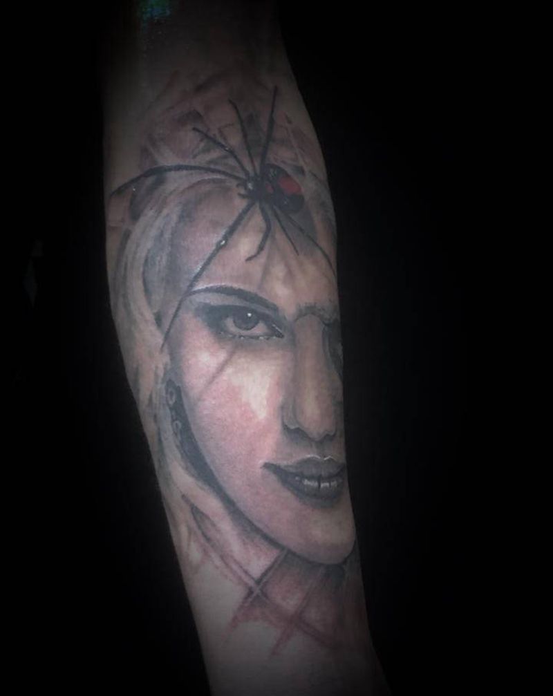 肖像纹身图片_手臂欧美写实纹身图案