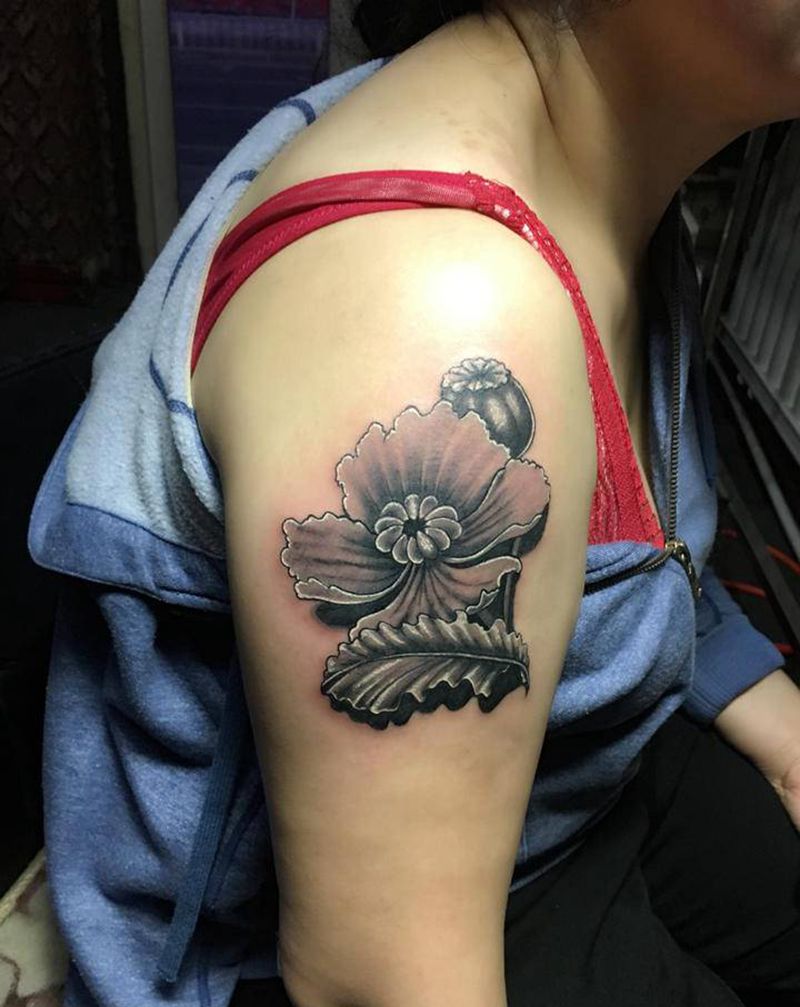 罂粟花纹身图片_手臂纹身图案