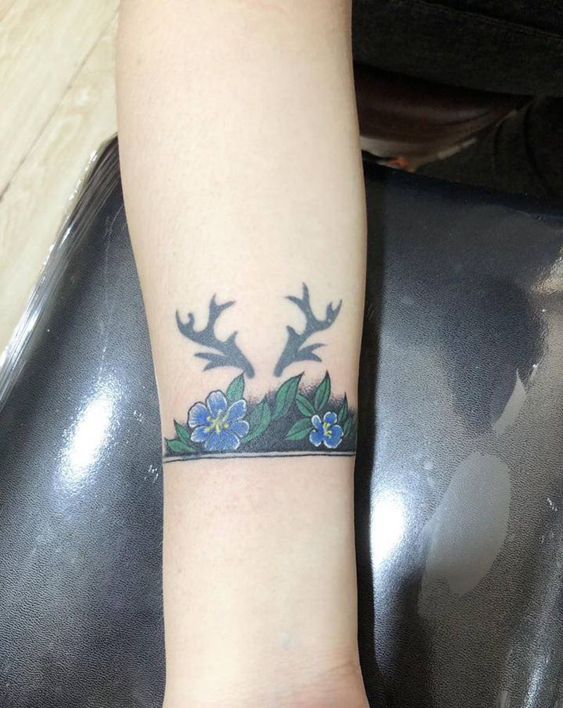 遮盖字母纹身图片_手臂纹身图案