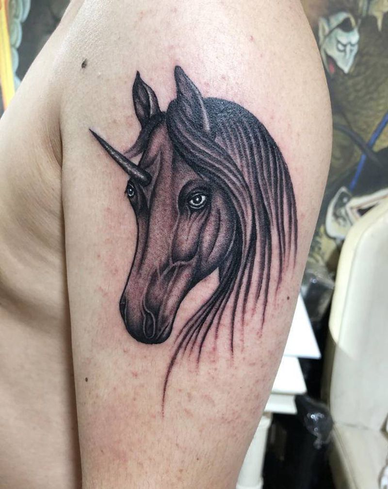 独角兽纹身图片_手臂纹身图案