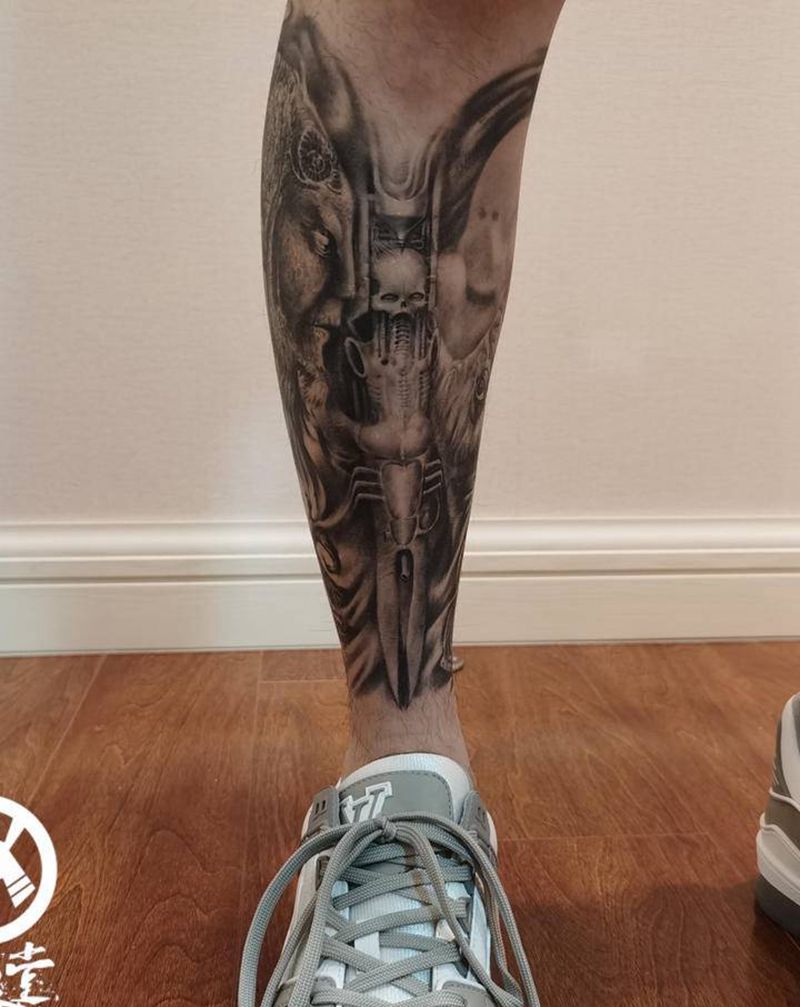 潘神纹身图片_腿部欧美写实纹身图案