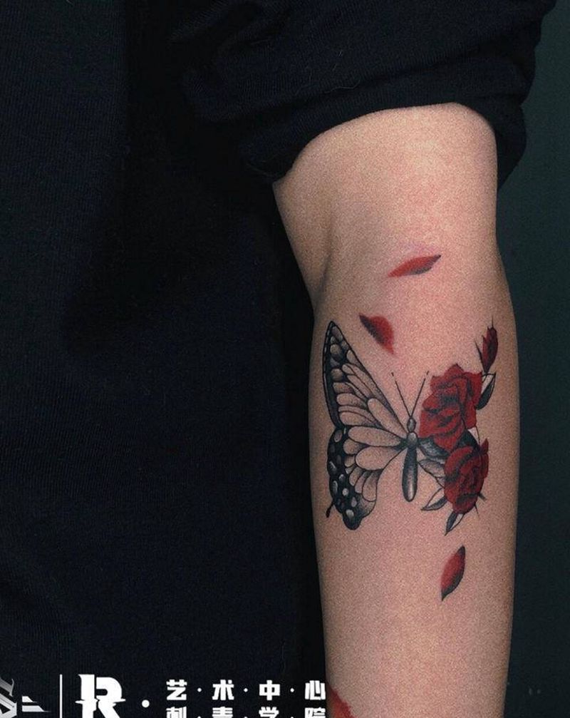 蝴蝶纹身图片_手臂Old School纹身图案